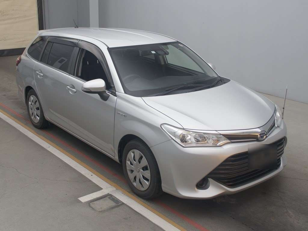 2017 Toyota Corolla Fielder NKE165G[2]