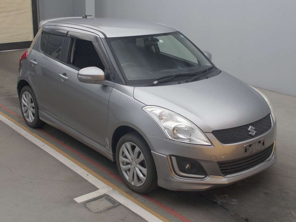 2014 Suzuki Swift ZD72S[2]