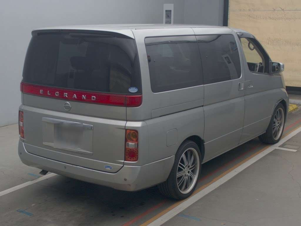 2006 Nissan Elgrand ME51[1]