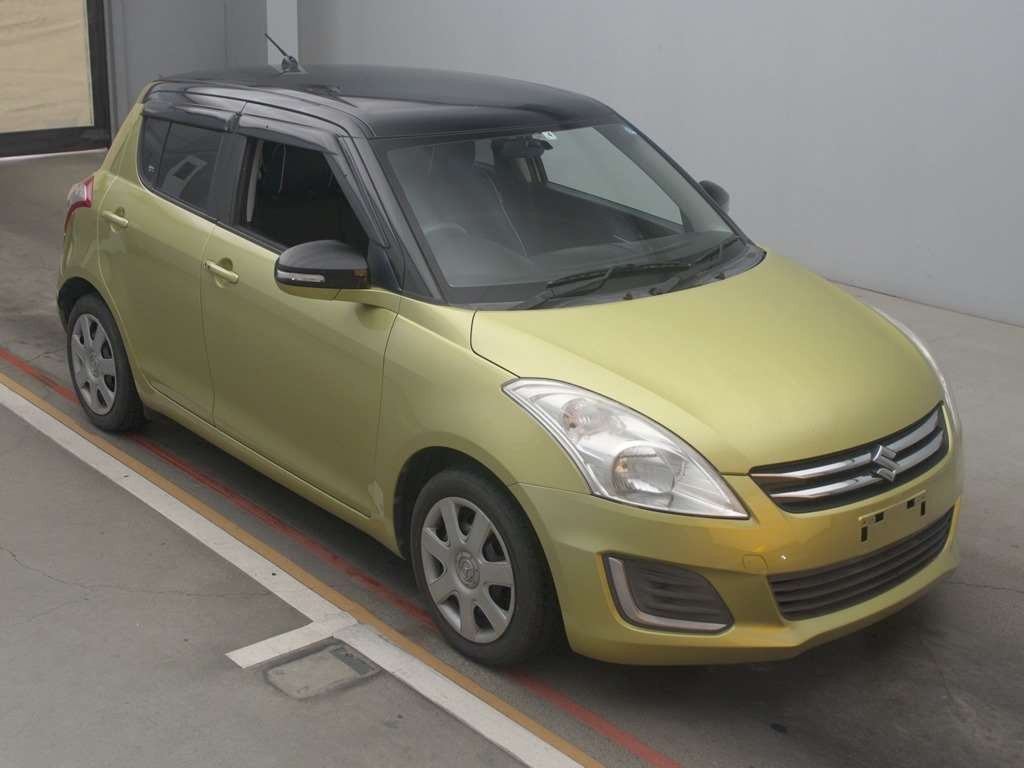 2015 Suzuki Swift ZC72S[2]