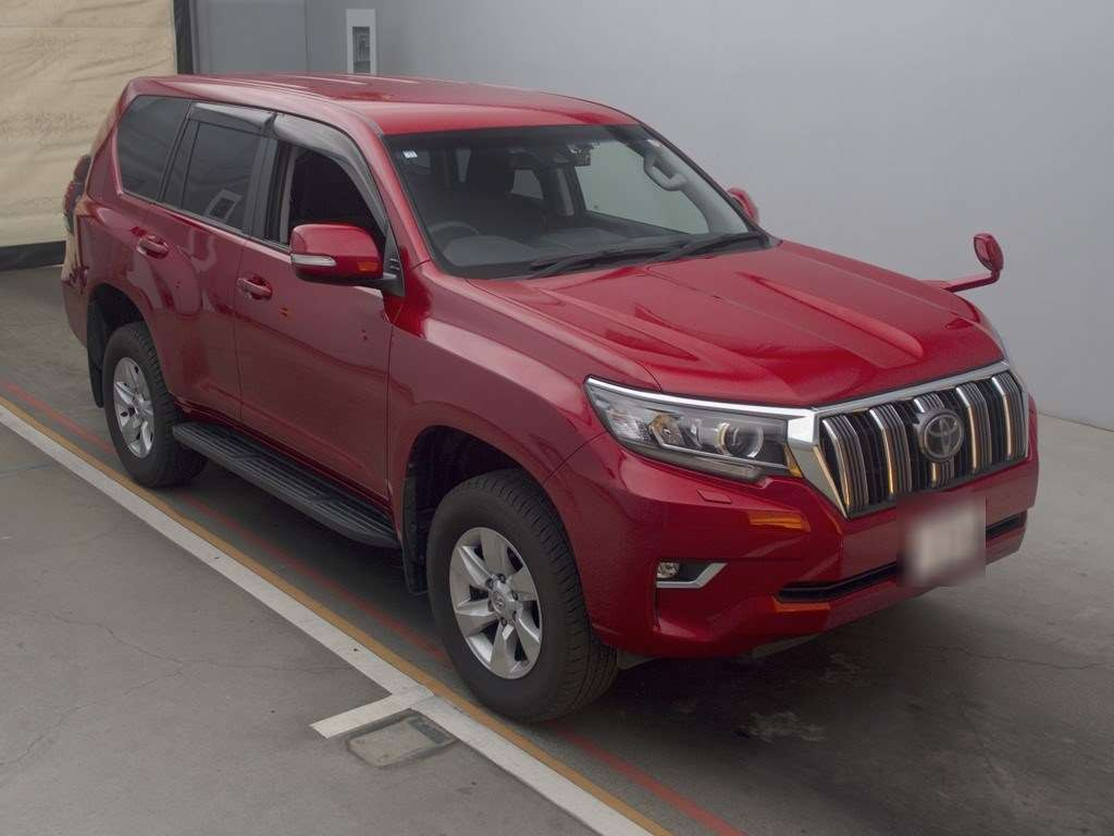 2018 Toyota Land Cruiser Prado TRJ150W[2]