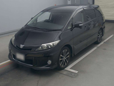 2013 Toyota Estima