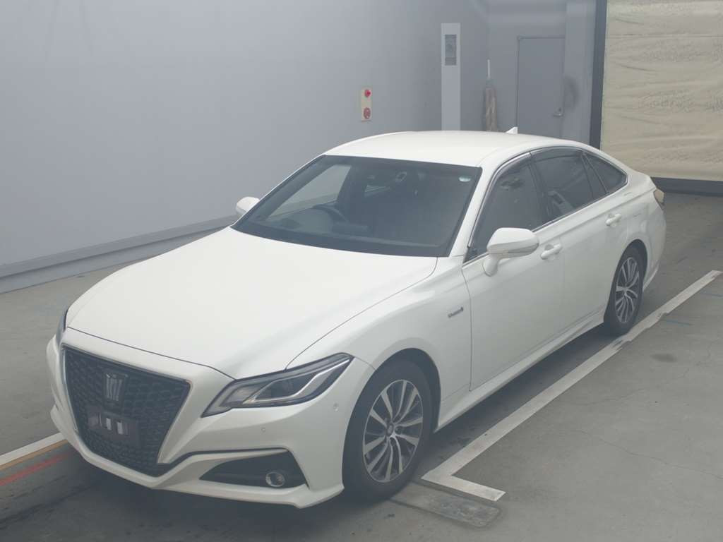 2018 Toyota Crown Hybrid AZSH20[0]