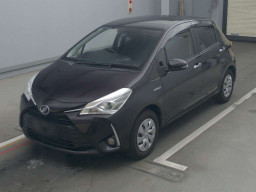 2017 Toyota Vitz