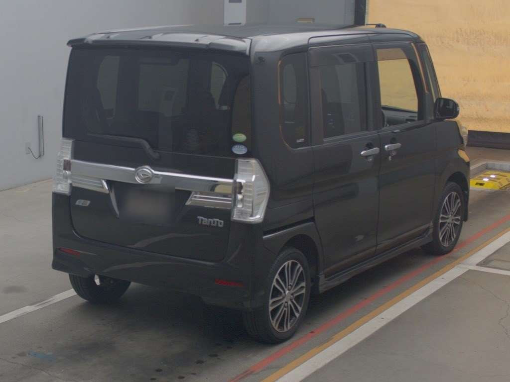 2013 Daihatsu Tanto Custom LA610S[1]