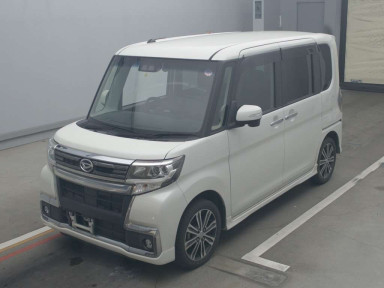 2017 Daihatsu Tanto Custom