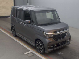 2017 Honda N-BOX CUSTOM