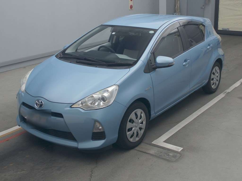 2012 Toyota Aqua NHP10[0]