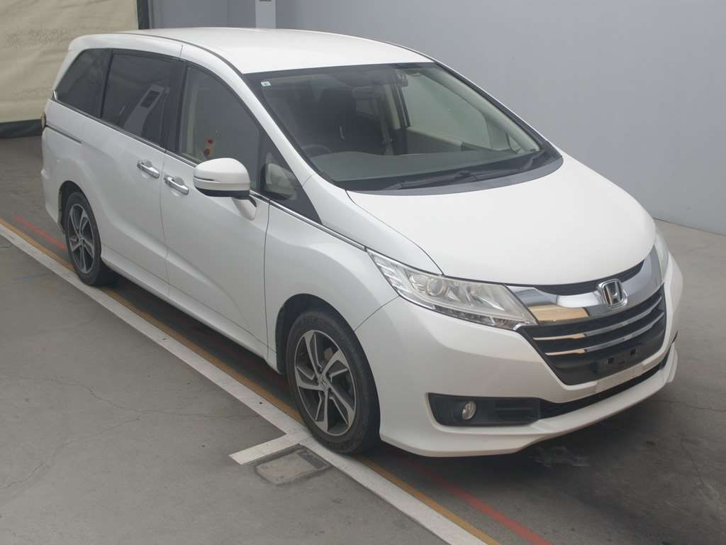 2015 Honda Odyssey RC1[2]