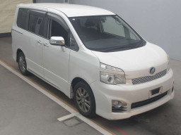 2012 Toyota Voxy