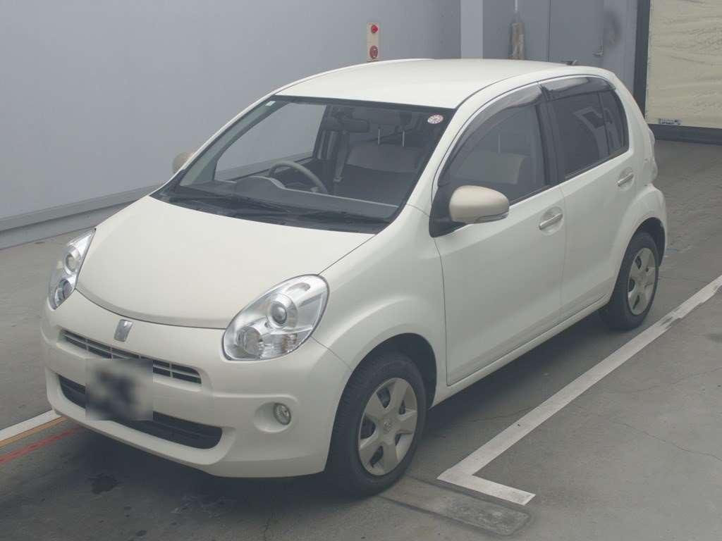 2010 Toyota Passo KGC30[0]