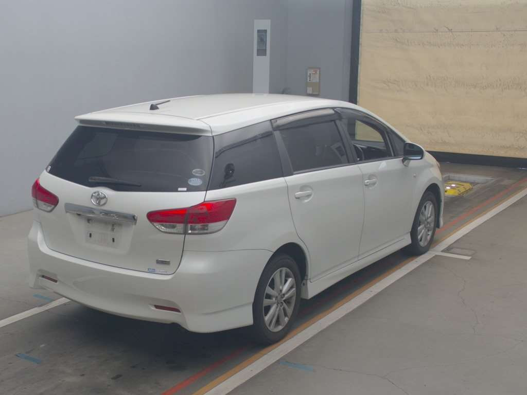 2010 Toyota Wish ZGE20W[1]