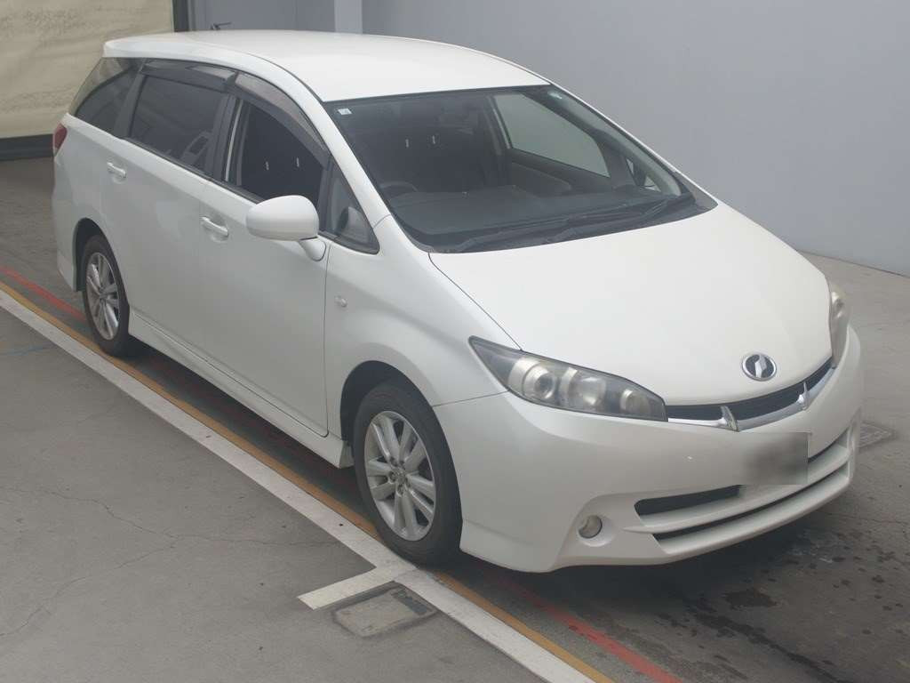 2010 Toyota Wish ZGE20W[2]