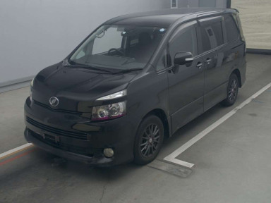 2009 Toyota Voxy