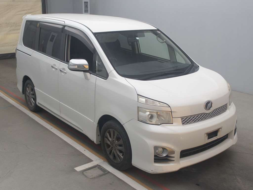 2012 Toyota Voxy ZRR70W[2]