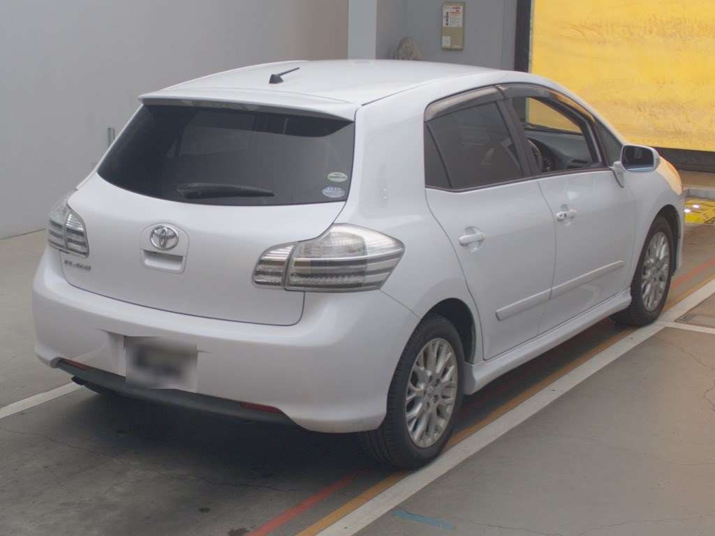 2008 Toyota Blade AZE156H[1]