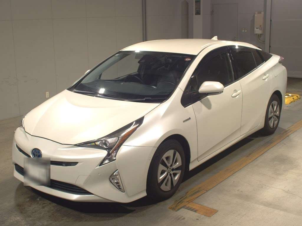 2016 Toyota Prius ZVW51[0]