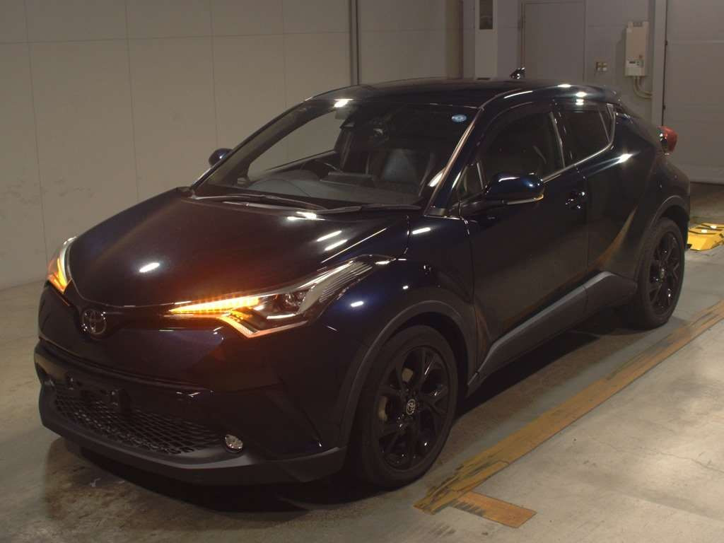 2019 Toyota C-HR NGX10[0]