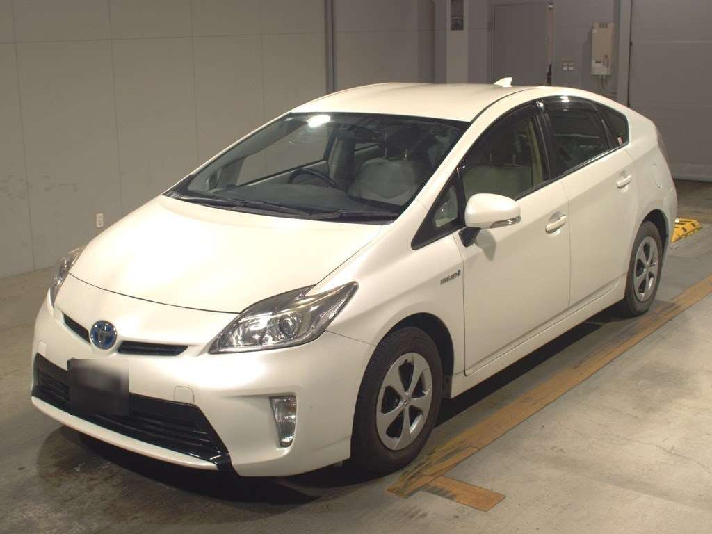 2015 Toyota Prius ZVW30[0]