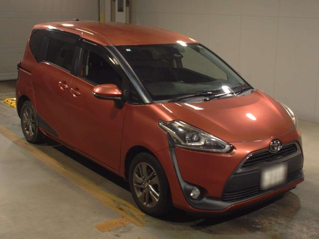 2017 Toyota Sienta NSP170G[2]