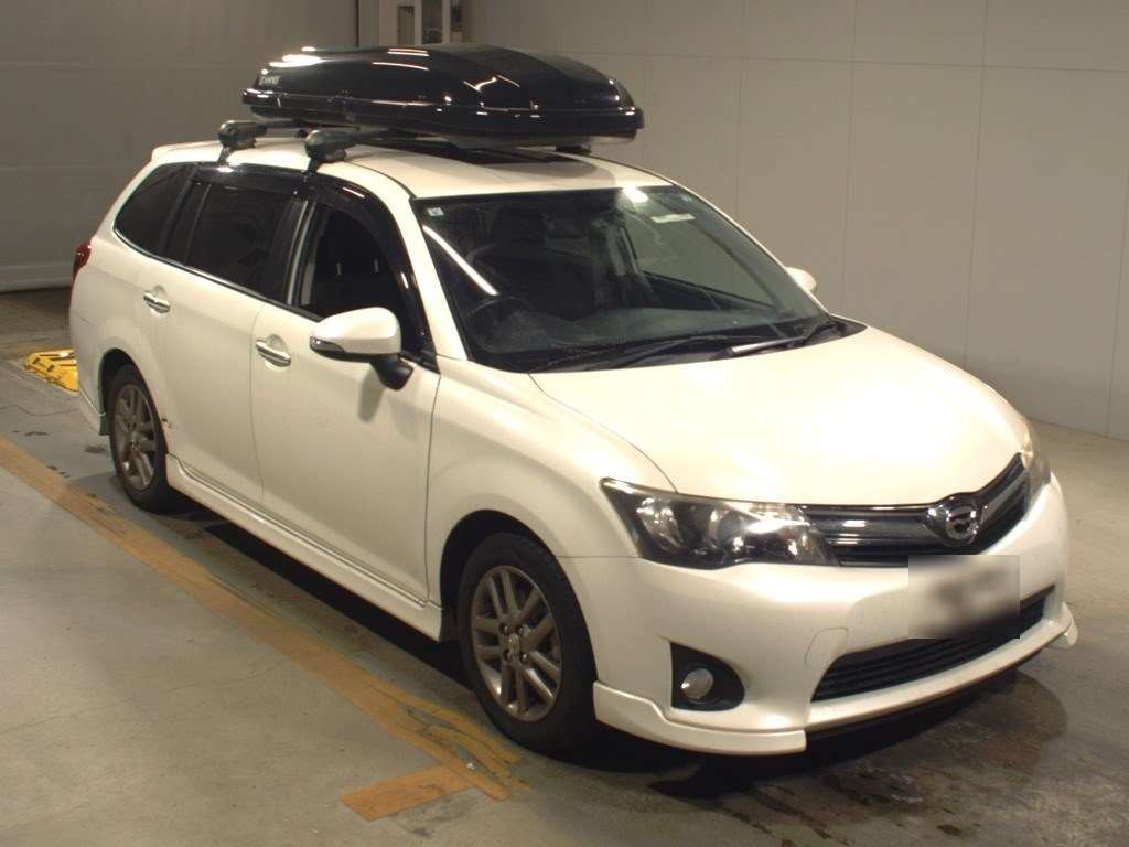 2013 Toyota Corolla Fielder ZRE162G[2]