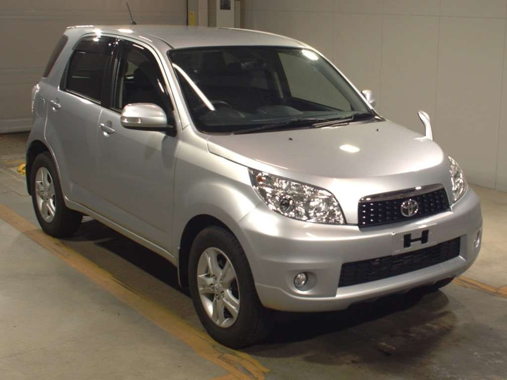 2014 Toyota Rush J210E[2]