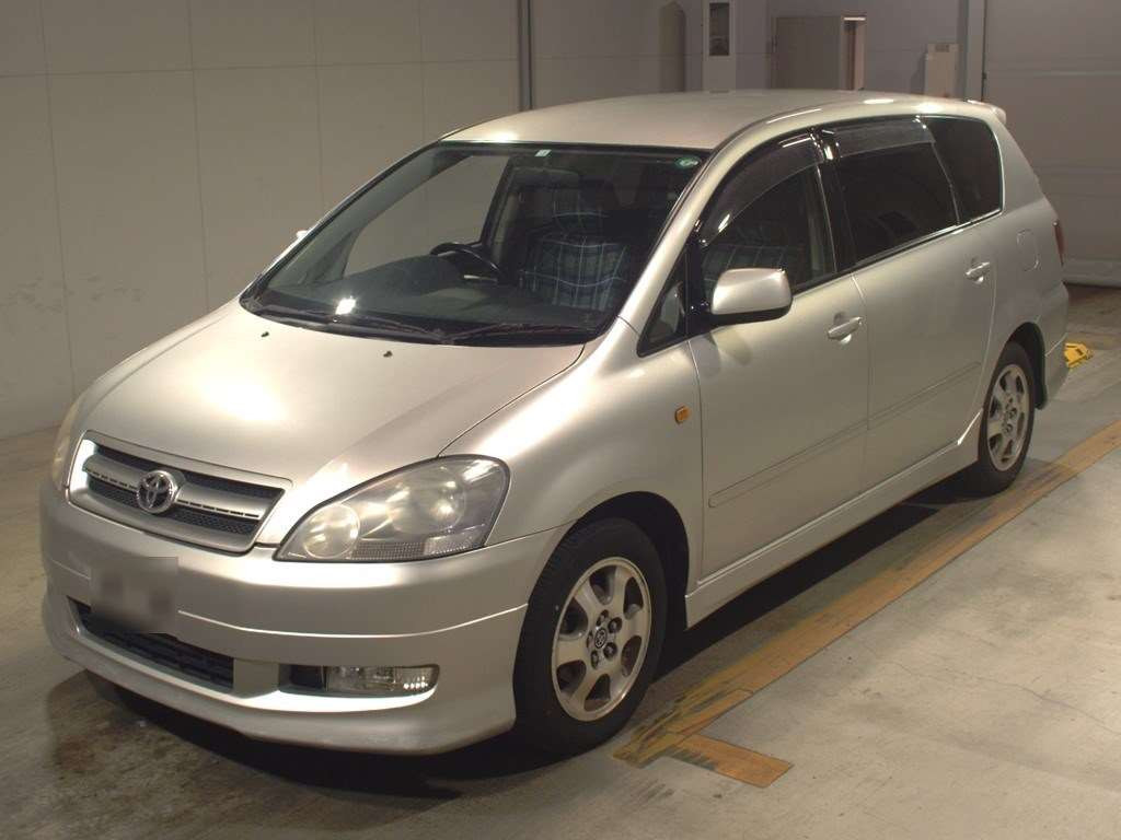 2002 Toyota Ipsum ACM21W[0]