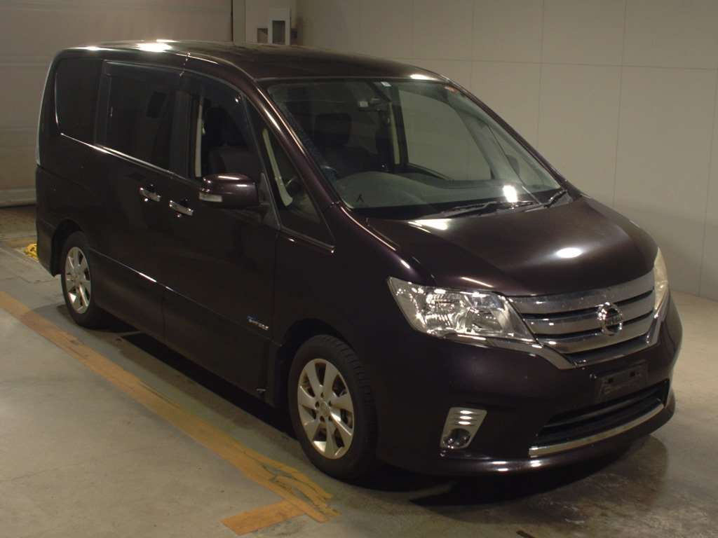 2013 Nissan Serena HFC26[2]