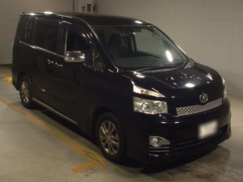 2012 Toyota Voxy ZRR70W[2]