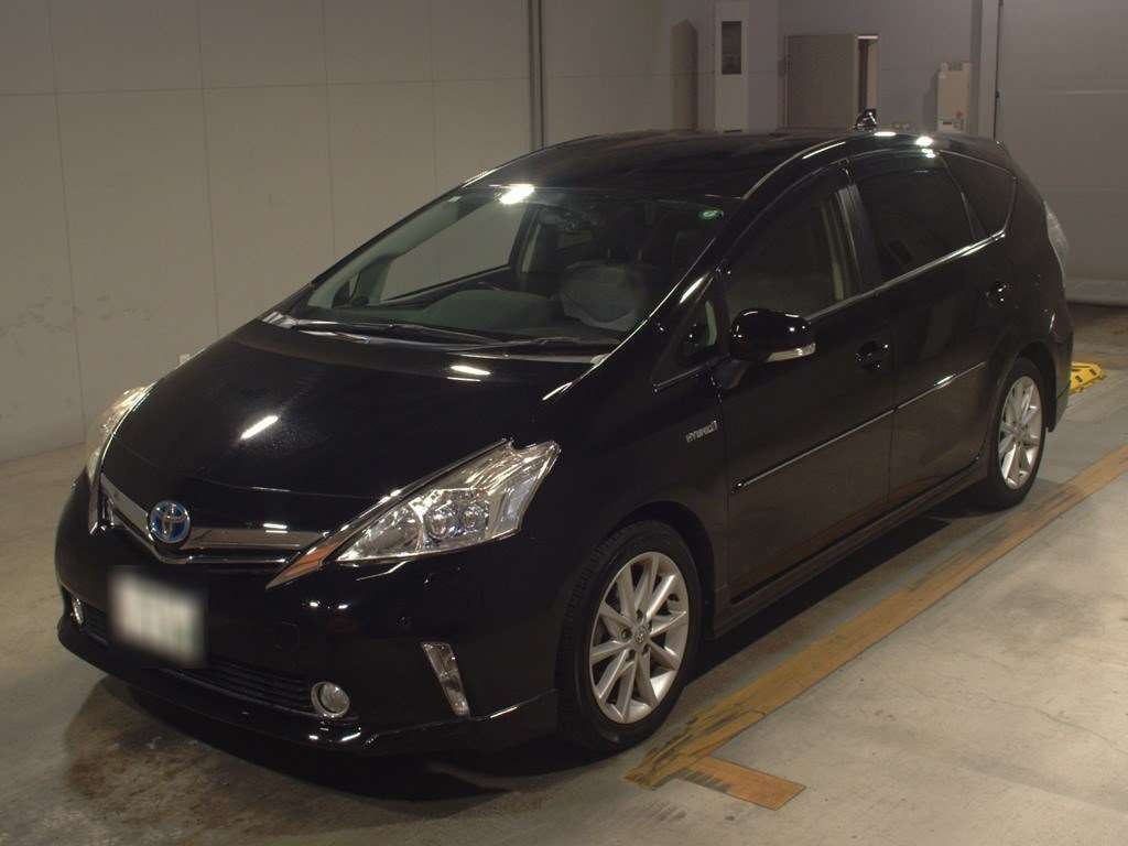 2013 Toyota Prius alpha ZVW40W[0]