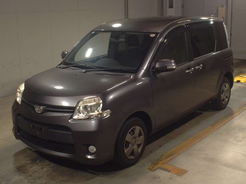 2012 Toyota Sienta NCP81G[0]