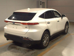 2021 Toyota Harrier Hybrid