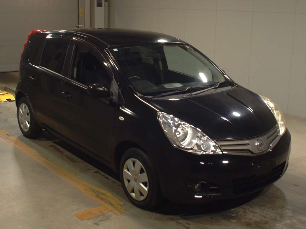 2010 Nissan Note E11[2]