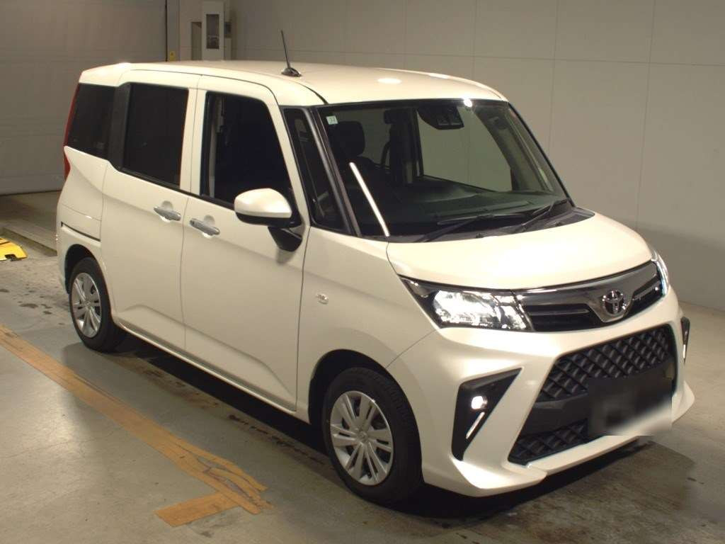 2021 Toyota Roomy M900A[2]