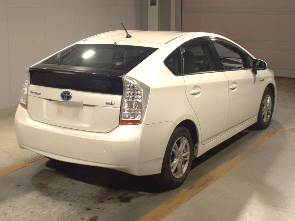 2009 Toyota Prius ZVW30[1]