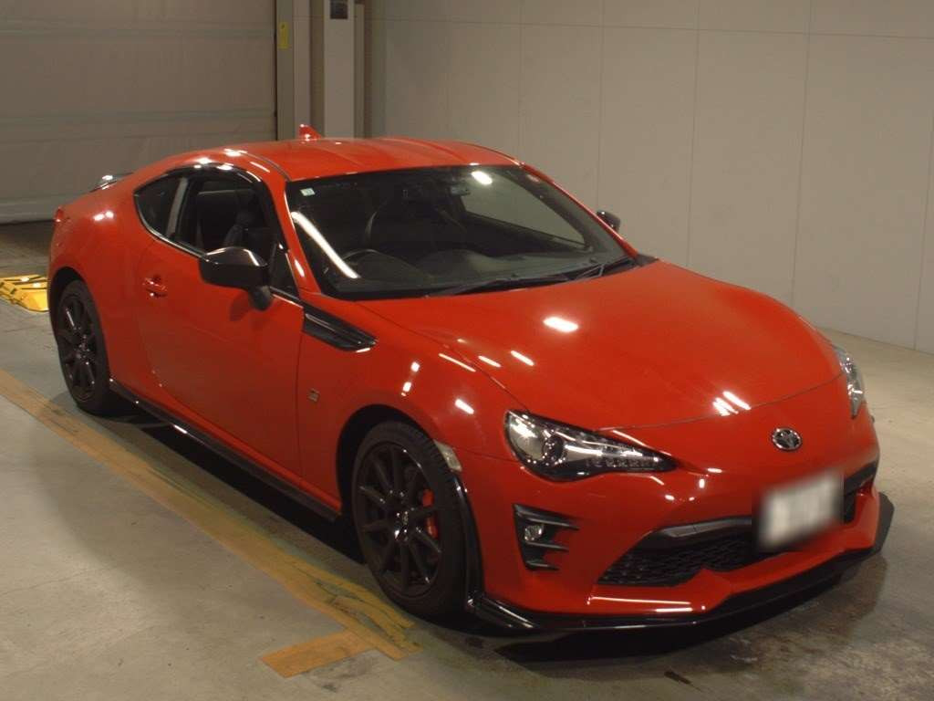 2018 Toyota 86 ZN6[2]