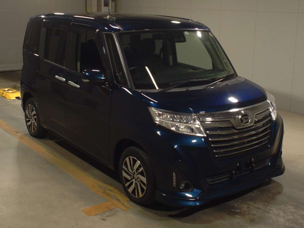 2019 Daihatsu Thor M900S[2]