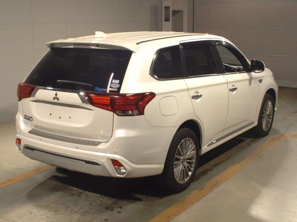 2019 Mitsubishi Outlander PHEV GG3W[1]