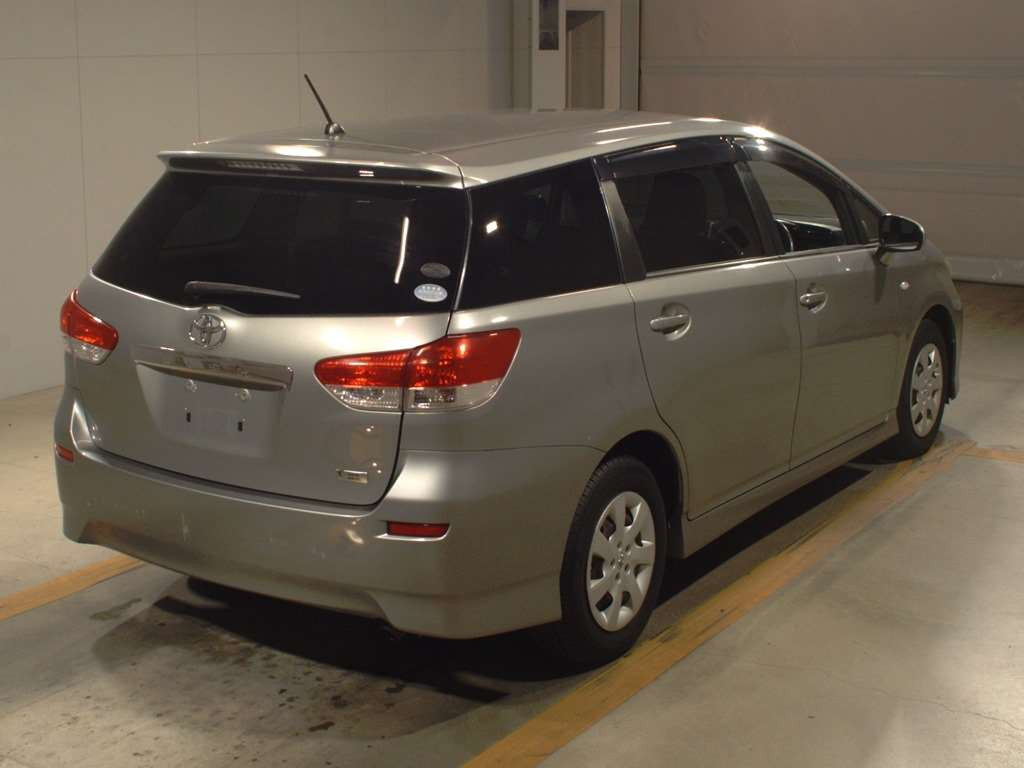 2010 Toyota Wish ZGE20G[1]