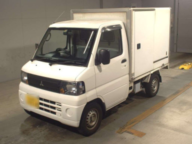 2009 Mitsubishi Minicab Truck