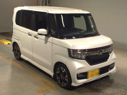 2018 Honda N-BOX CUSTOM