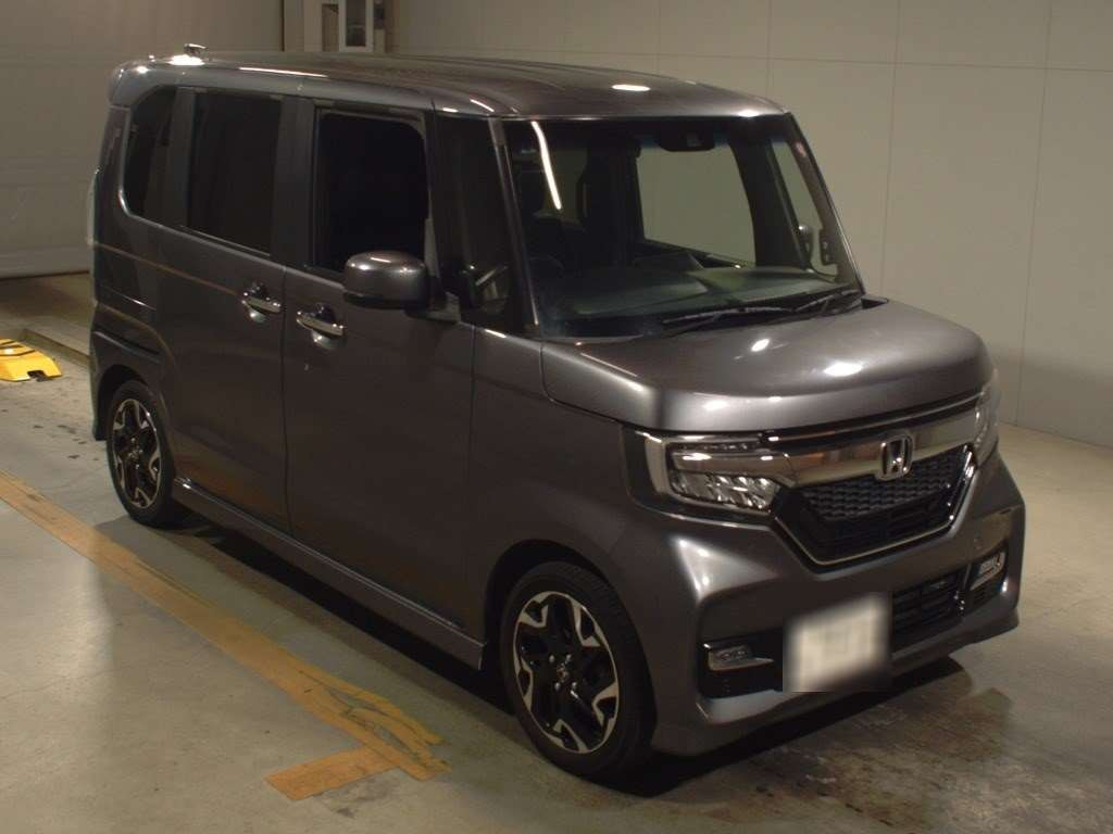 2018 Honda N-BOX CUSTOM JF3[2]