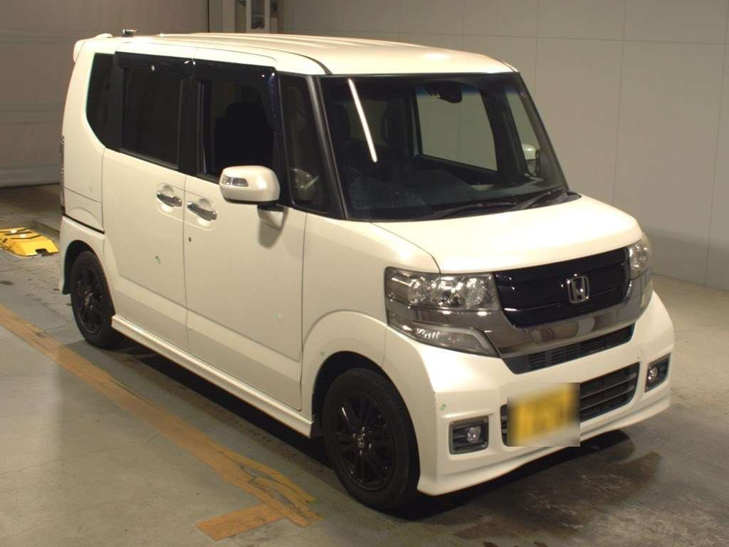 2016 Honda N-BOX CUSTOM JF1[2]