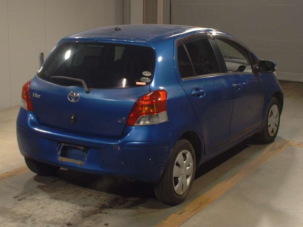 2007 Toyota Vitz KSP90[1]