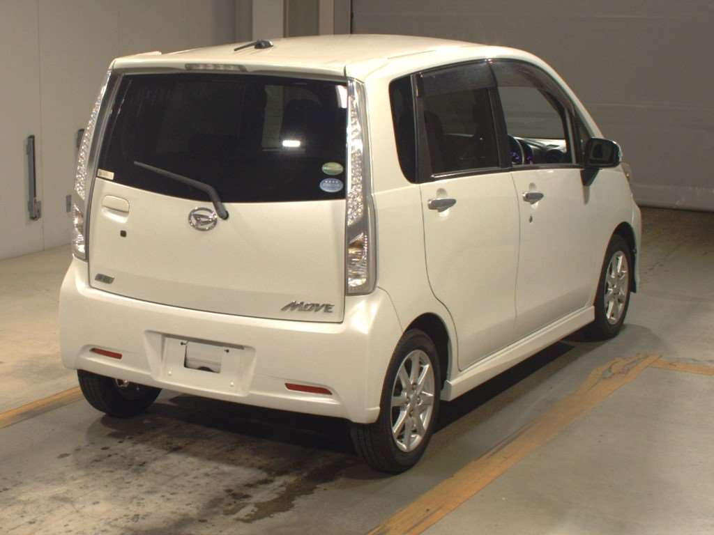 2013 Daihatsu Move Custom LA100S[1]