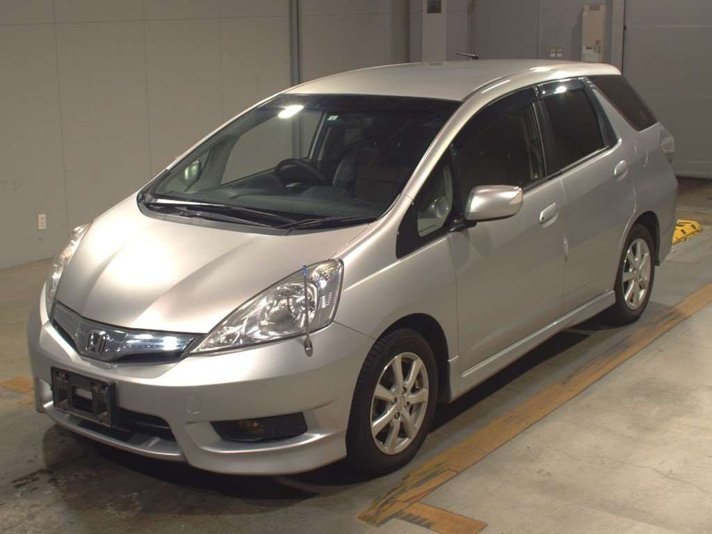 2012 Honda Fit Shuttle Hybrid GP2[0]