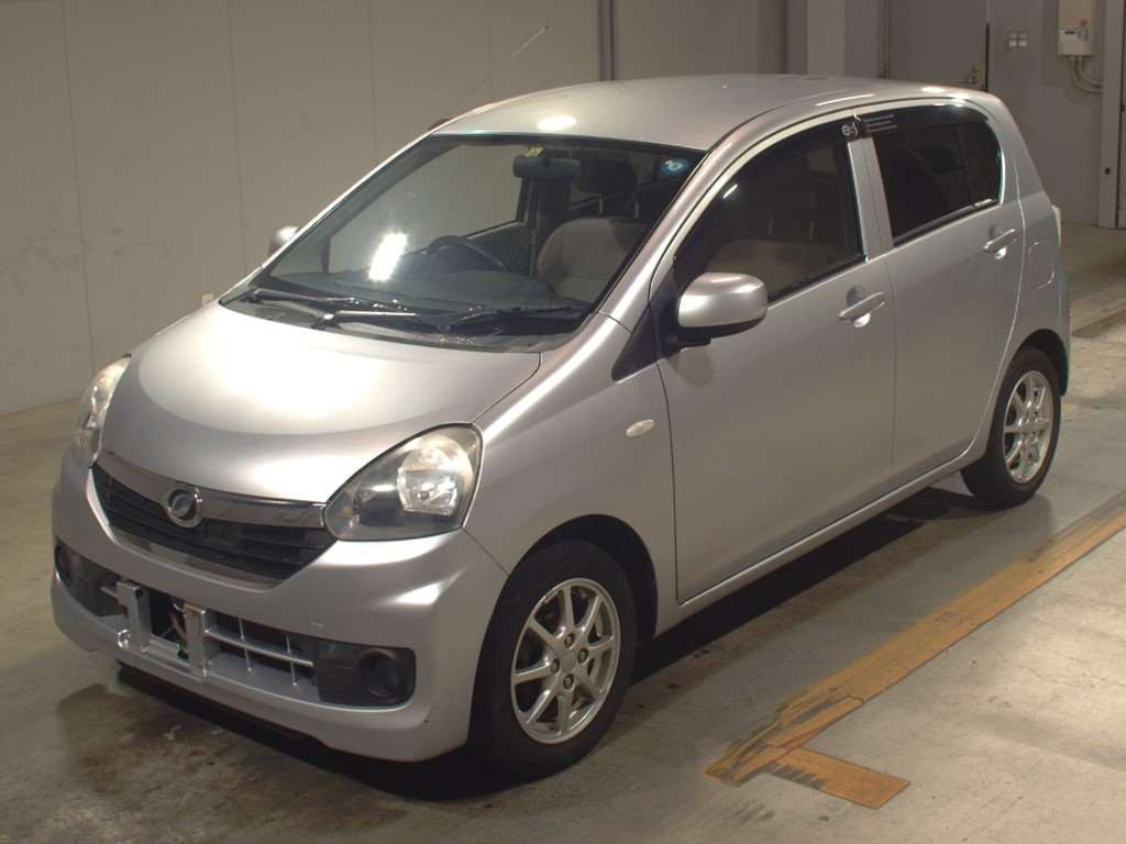 2013 Daihatsu Mira es LA300S[0]