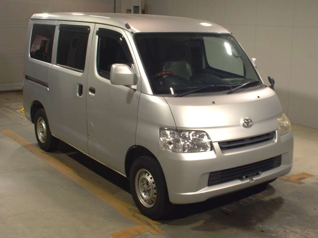 2014 Toyota Liteace Van S412M[2]