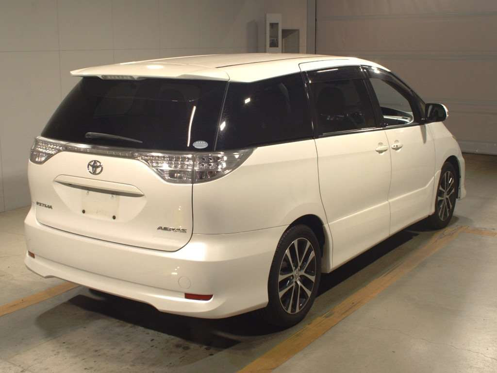 2013 Toyota Estima ACR50W[1]