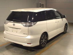 2013 Toyota Estima